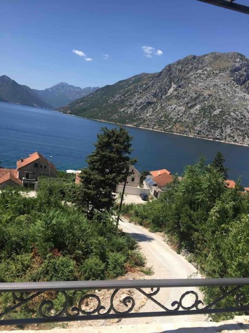 Apartment Terazza Di Ljuta Kotor Exteriér fotografie