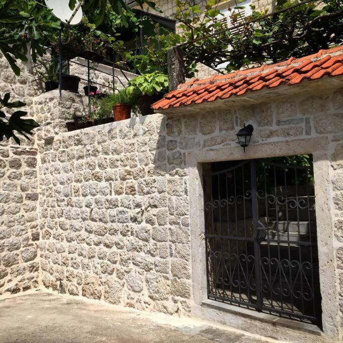 Apartment Terazza Di Ljuta Kotor Exteriér fotografie